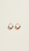 aros dorados con cuentas terracota